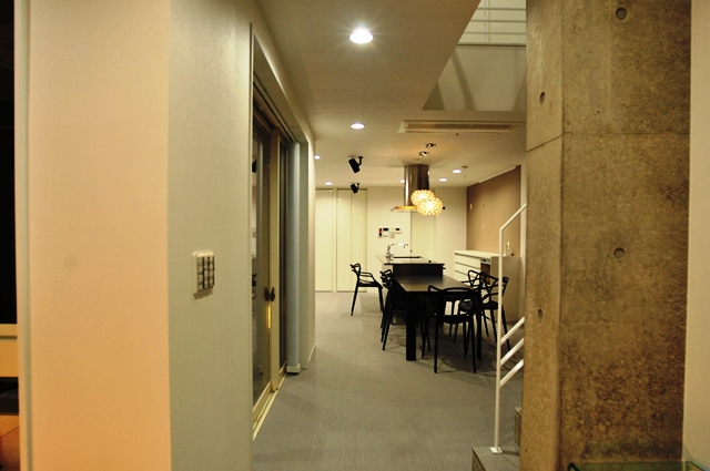 注文住宅,京都市北区,玄関入ると広々としたキッチン