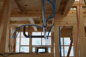 神奈川県の和風モダンな二世帯住宅工事中!配管工事