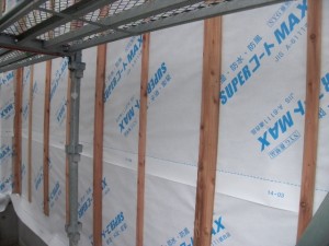 神奈川県の和風モダンな二世帯住宅工事中!透湿・防水シート施工