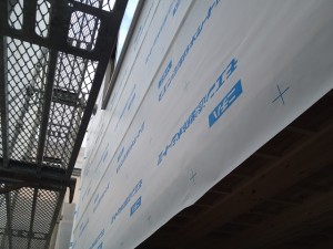 京都府八幡市のガレージハウス/外壁防水シートの施工を完了しました!!