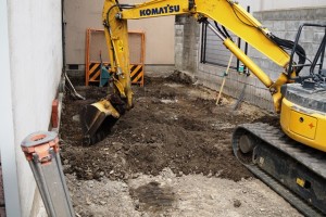 京都市東山区の変形した狭小地にらせん階段・ルーフバルコニーのある狭小モダン注文住宅2