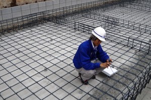 注文住宅 工事中|京都市上京区・和モダン,事務所併用住宅|基礎工事・配筋検査