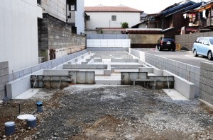 注文住宅 工事中|京都市上京区・和モダン,事務所併用住宅|基礎工事/コンクリート打設完了