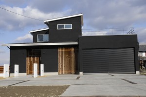 デザインファースト一級建築事務所,工務店の注文住宅 モダン住宅！滋賀県米原市の和風モダンな家！