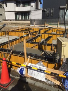 埼玉県川口市鳩ケ谷の木造3階建てモダンな狭小住宅 基礎工事