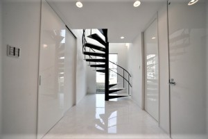 注文住宅の施工事例|吹き抜け,こだわりの階段|京都,滋賀,愛知,名古屋,東京,神奈川,千葉,埼玉