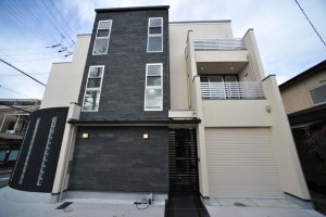 注文住宅,モダン住宅の施工例｜京都市右京区太秦の螺旋階段のあるこだわりの注文住宅！ ﻿