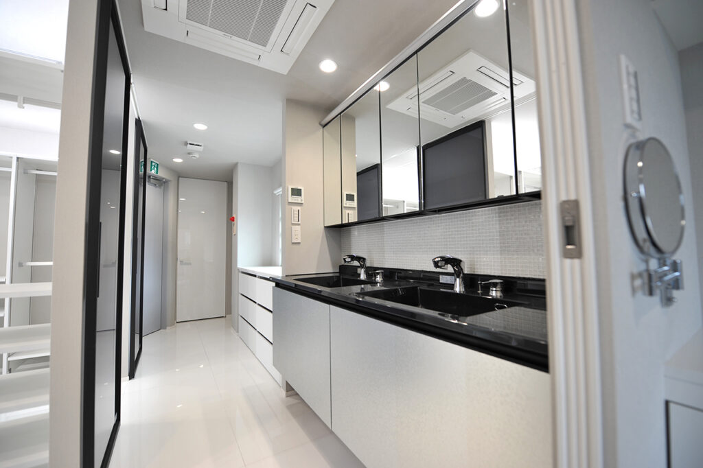 古ビルをリノベーションしホテルライク高級住宅に再生