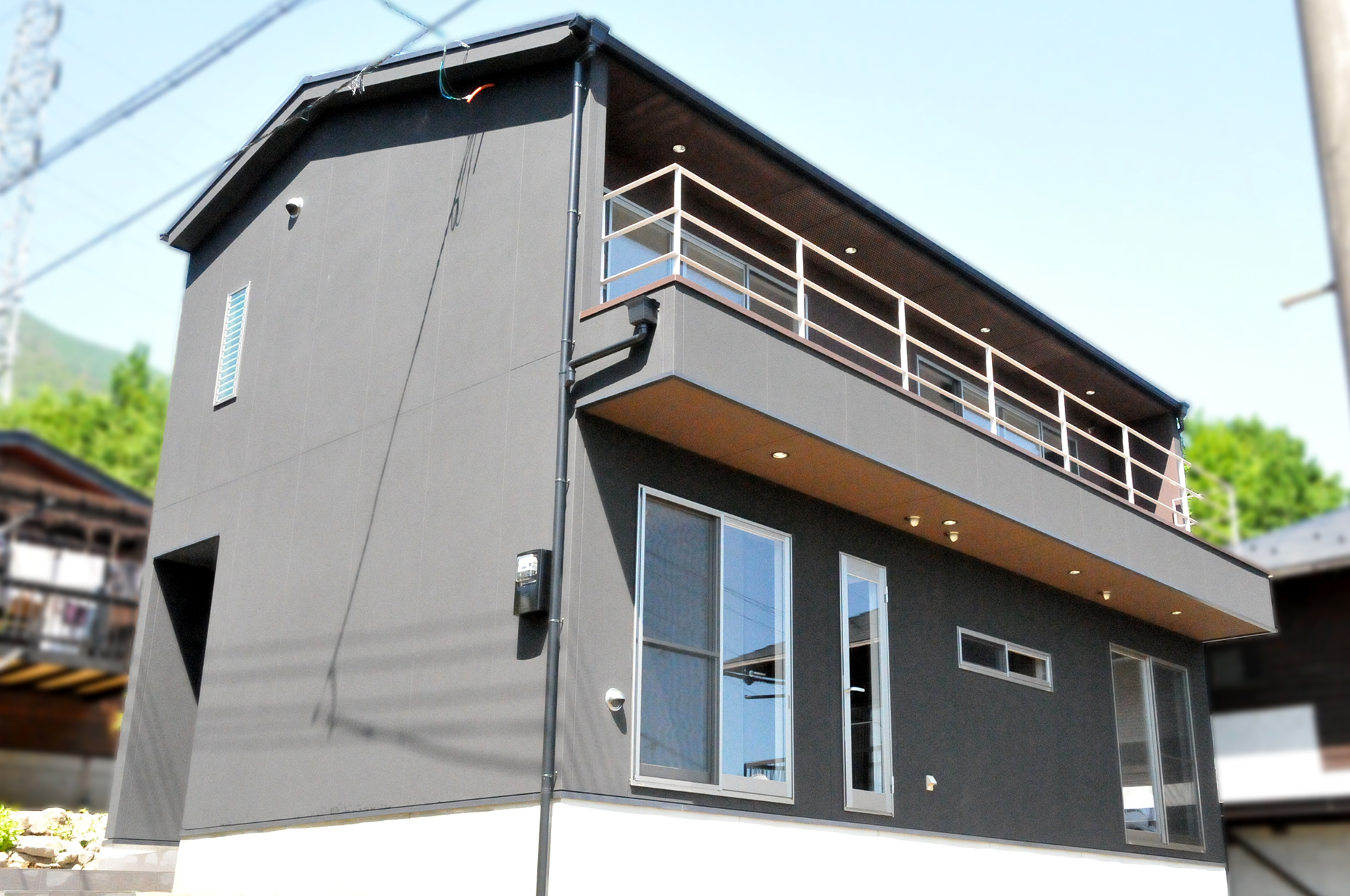 琵琶湖と暮らす——水と光が巡る、和モダンの邸宅