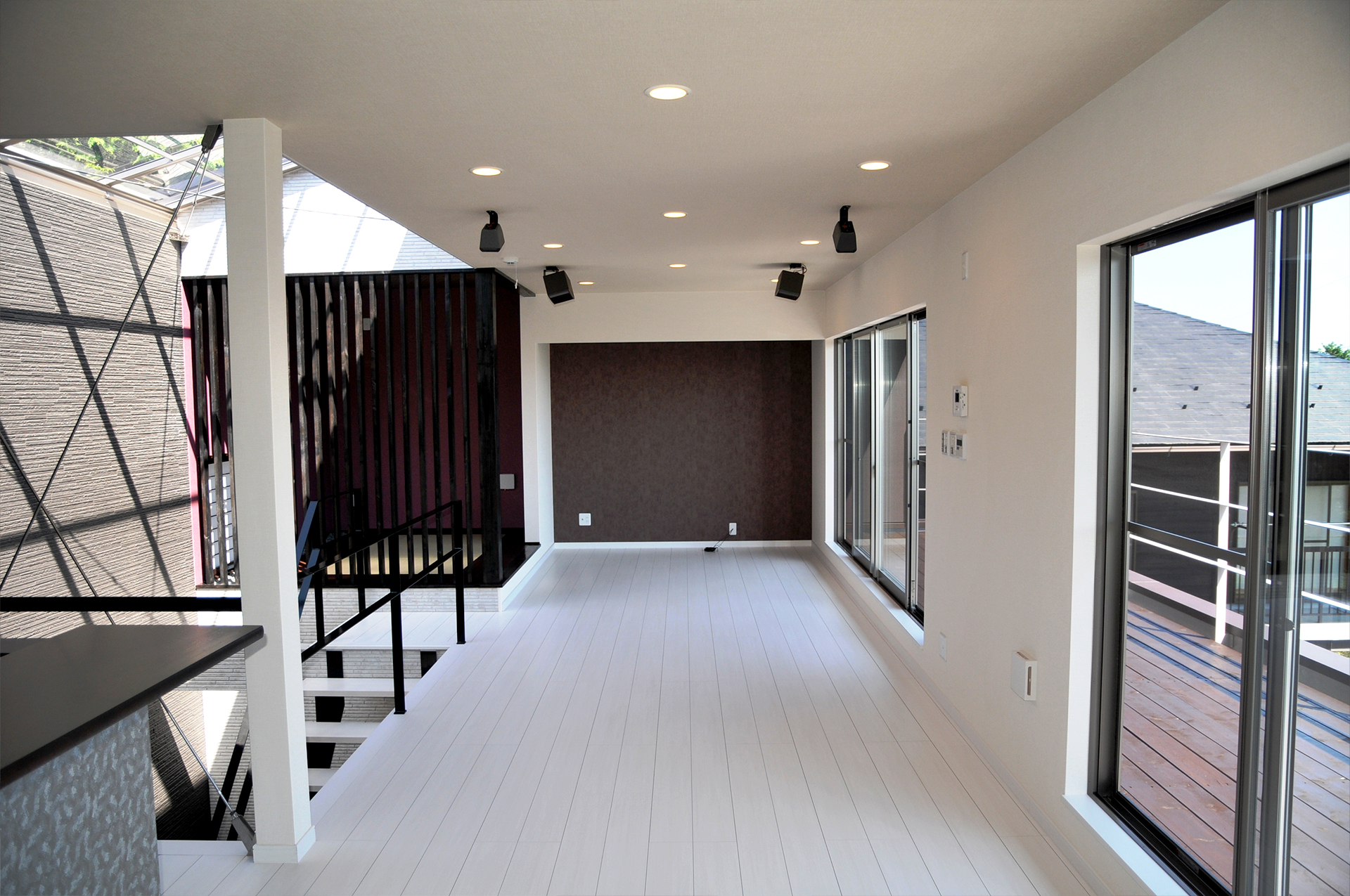 琵琶湖と暮らす——水と光が巡る、和モダンの邸宅