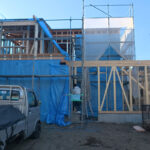 滋賀県大津市稲葉台の注文住宅、工事中、基礎、屋根、外壁