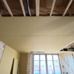 滋賀県大津市稲葉台の注文住宅、工事中、断熱材、天井、壁、石膏ボード
