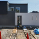 滋賀県大津市稲葉台の注文住宅、京都、注文住宅、工務店、建築士事務所、施工例、工事中、外構、土間、タイル、砂利、パティオ