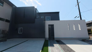 外構とパティオが描き出す暮らしの輪郭