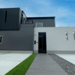 滋賀県大津市稲葉台の注文住宅、京都、注文住宅、工務店、建築士事務所、施工例、工事中、外構、土間、タイル、砂利、パティオ