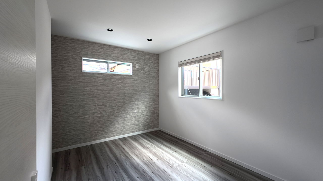 滋賀県大津市稲葉台の注文住宅、京都、注文住宅、工務店、建築士事務所、施工例、工事中、外構、土間、タイル、砂利、パティオ、外観