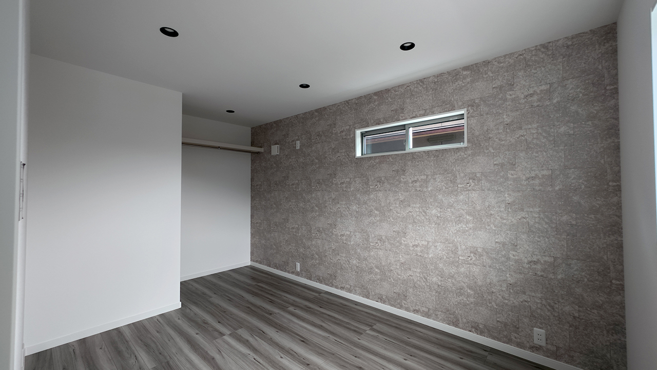 滋賀県大津市稲葉台の注文住宅、京都、注文住宅、工務店、建築士事務所、施工例、工事中、外構、土間、タイル、砂利、パティオ、外観