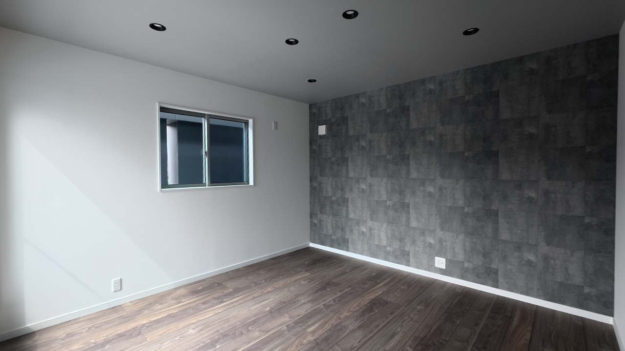 滋賀県大津市稲葉台の注文住宅、京都、注文住宅、工務店、建築士事務所、施工例、工事中、外構、土間、タイル、砂利、パティオ、外観